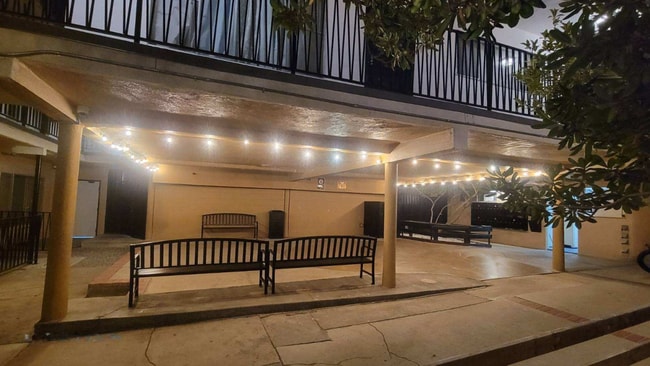 Photo - 4075 Oakwood Ave Unit 22