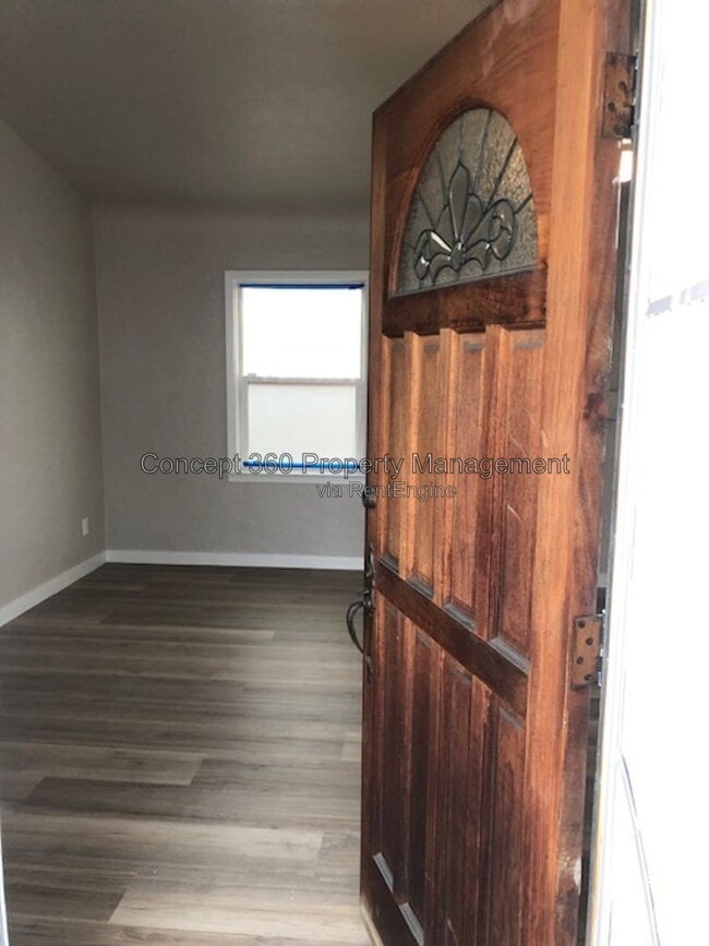 Photo - 1061 E Market St