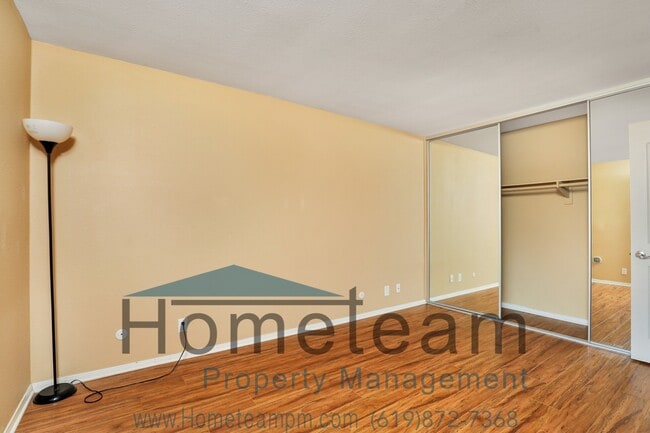 Building Photo - 2 BR/ 2 BA 892 SQFT SAN DIEGO CONDO