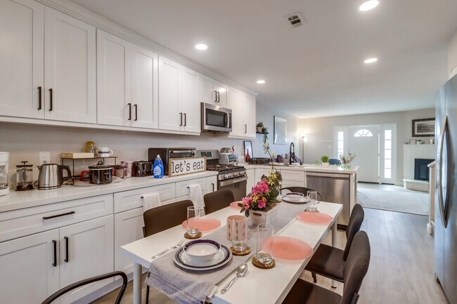 Photo - 449 Colorado Ave Unit D