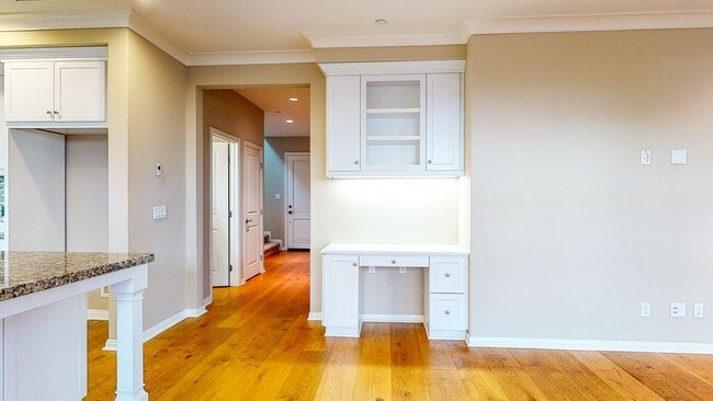 Photo - Beautiful Upgraded Stonegate 3 bedroom / 2.5 bath home