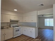 Photo - 928 N Vicentia Ave Unit C