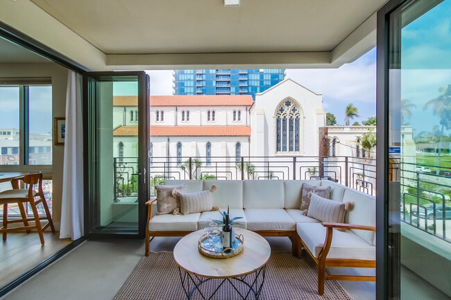 Photo - 2665 5th Ave Condo Unit 301