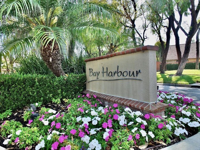 Photo - 6262 Napoli Ct House