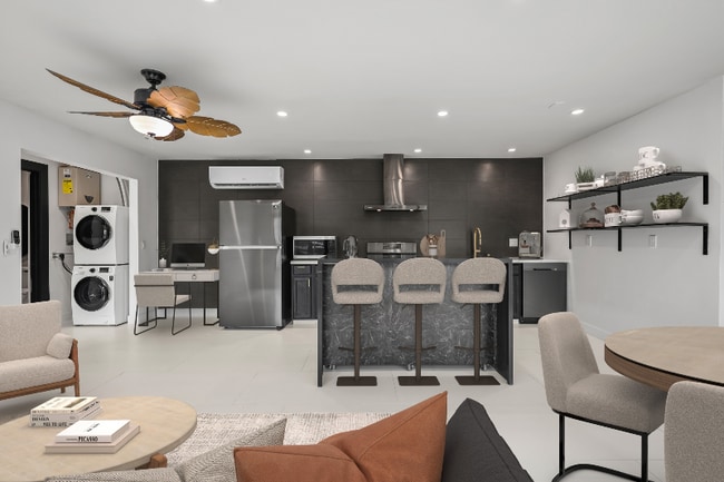 Photo - 1139 Bellevue Ave Unit 1139