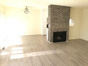 Photo - 25921 Oak St