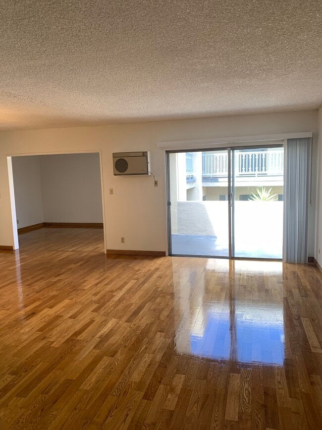 Building Photo - Rose Kelton Apartments