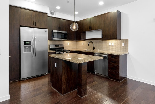 Photo - 2255 Indus Way