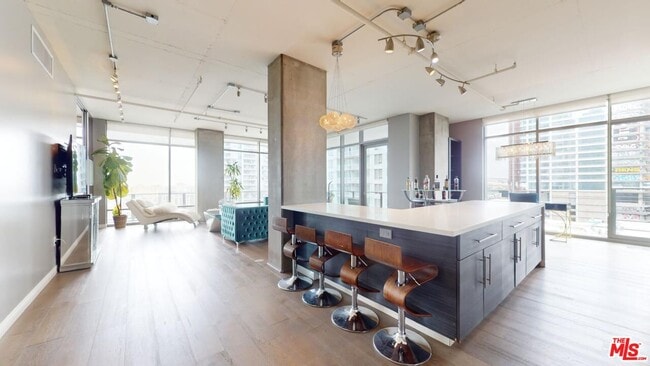 Photo - 1100 S Hope St Condo Unit 1102