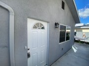 Photo - One Story 4BD/2BA w/ Private Yard!! Townhome