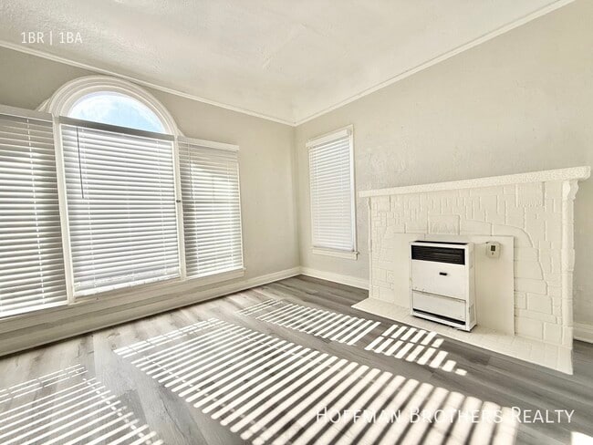 Photo - 2527 Cincinnati St Unit 5