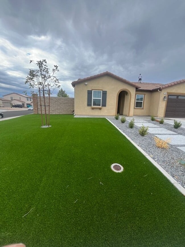 Charming Single-Story Home for Rent – Ener... - Charming Single-Story Home for Rent – Ener...