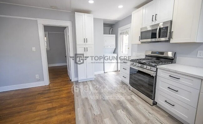 Photo - 3741-47 Bancroft St Unit 3743