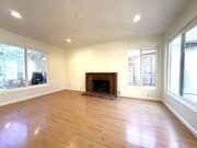 Photo - Mira Mesa - Single-Story Detached Condo w ...