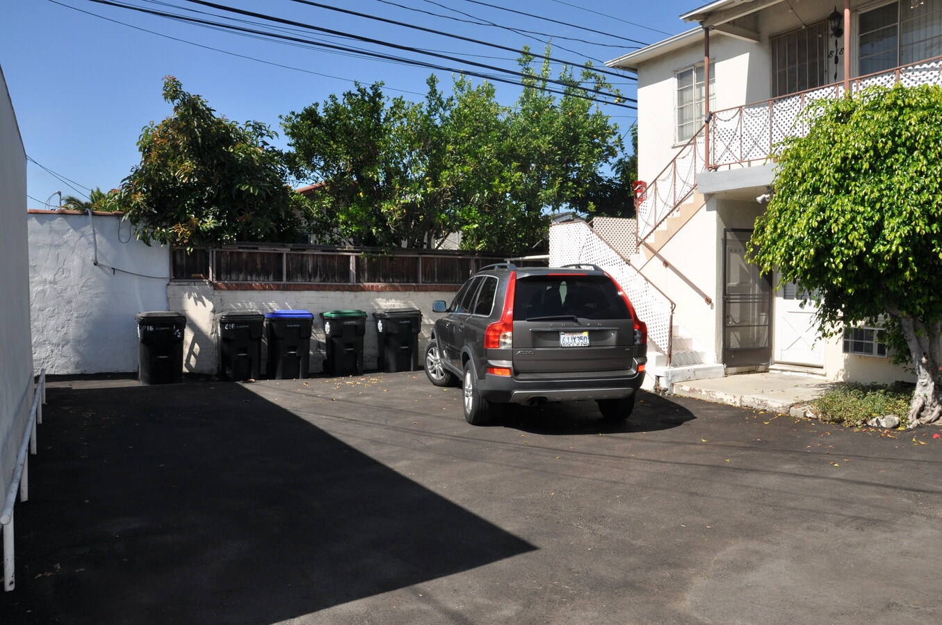 Photo - 818 W Glenoaks Blvd Apartments Unit 818B