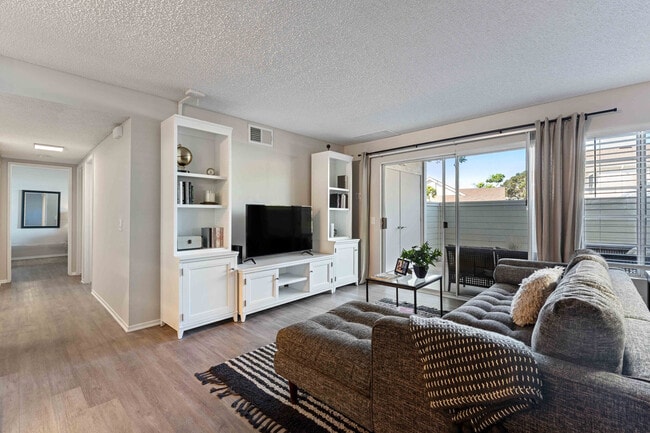 Photo - IMT Sorrento Valley