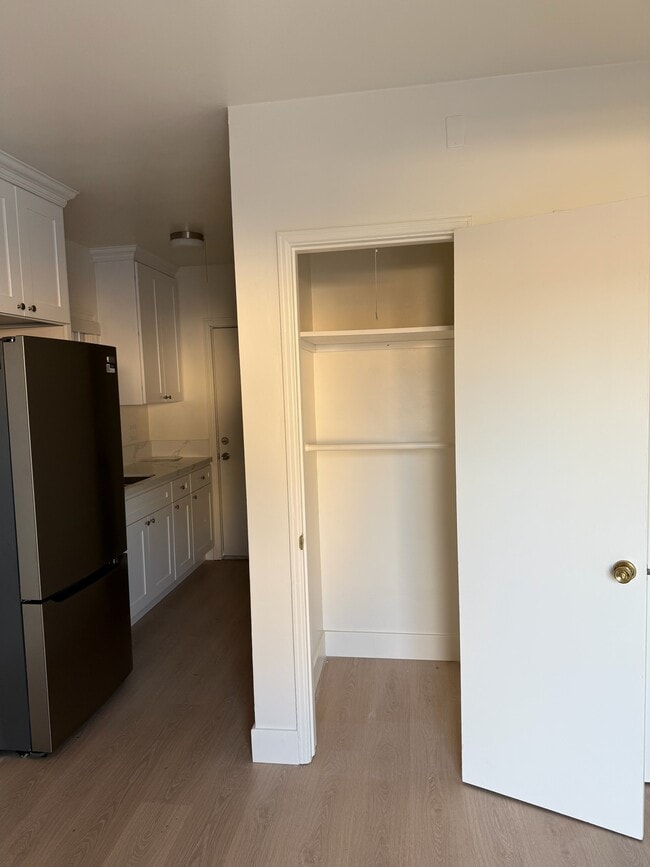 View of Kitchenette - 6167 Riverside Ave Unit C