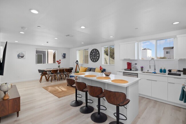 Photo - 4-Unit Townhome Community | Luxury Living Near DTLA Unit #4157