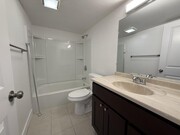 Photo - 110 N Richmont Dr House