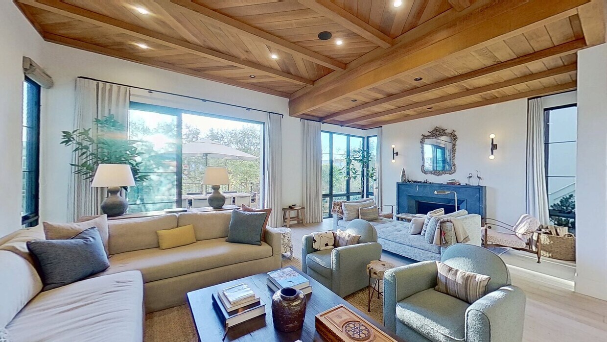 3D Tour - 4315 Roma Ct