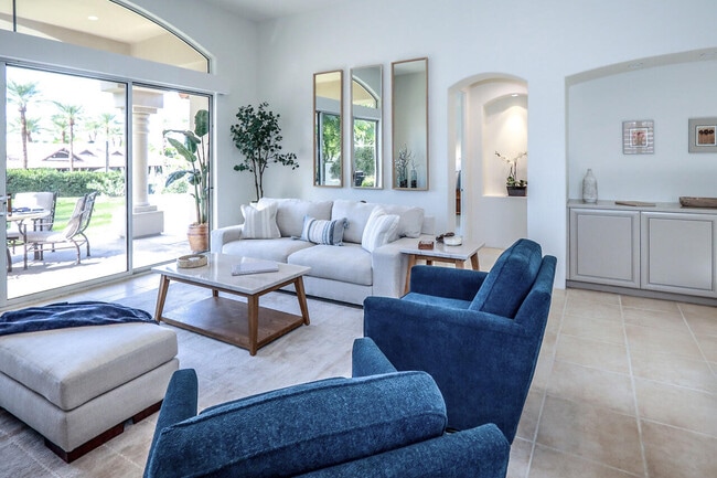 Building Photo - 48295 Casita Dr