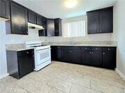 Photo - 715 W 58th St