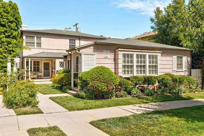 Photo - 1254 Devon Ave Unit 1254