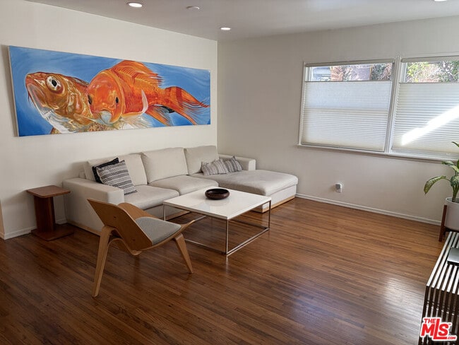 Photo - 2422 Abbot Kinney Blvd