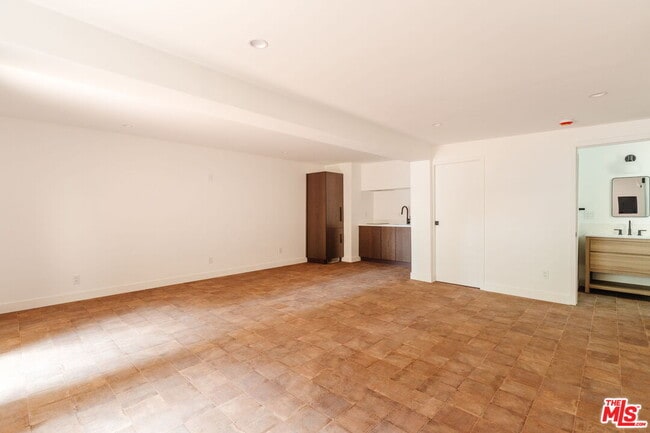 Photo - 430 N Harper Ave