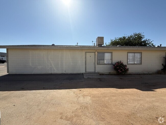 Building Photo - 0223 Unit #A Rental