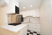Photo - 338 Elm Ave Unit 2