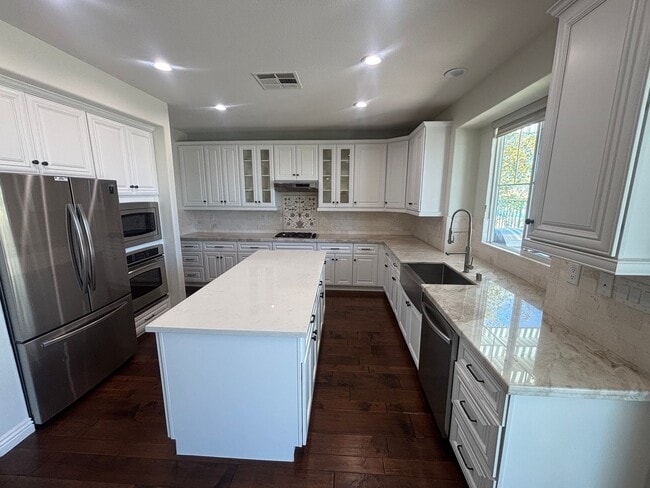 Photo - 2307 Thorncroft Cir