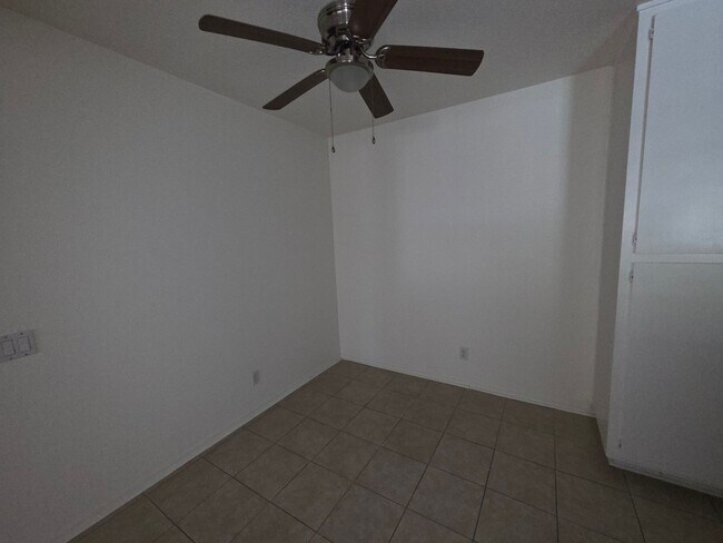 Photo - Spacious 2 Bedroom 2 Bath Upstairs Condominium Unit 1311