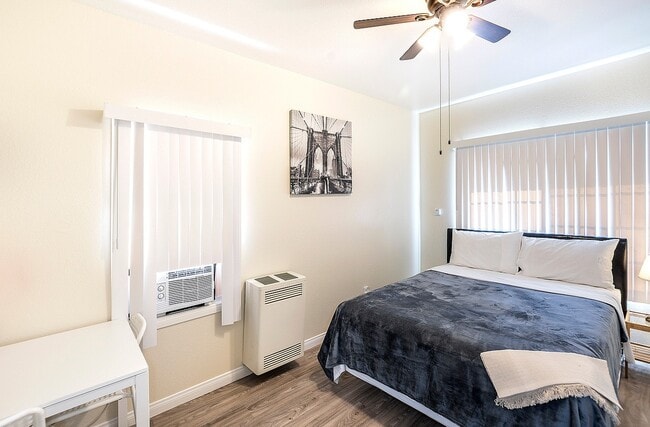 Photo - Soto Rose Apartments