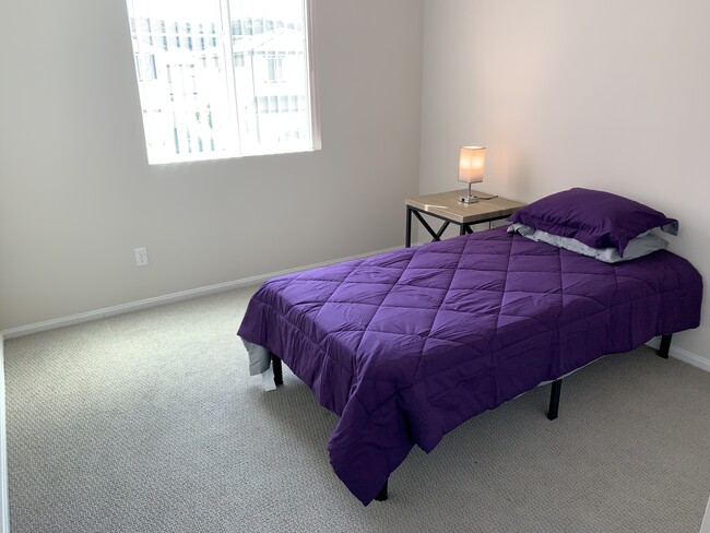 Building Photo - 28205 Oak Perch Ct Rental