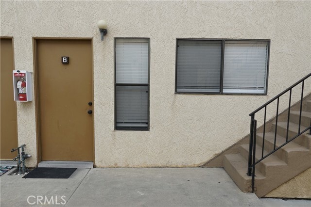Photo - 551 W MacArthur Ave Unit B