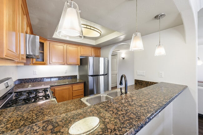 Photo - 2744 B St Unit 208