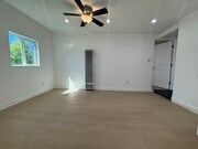 Photo - 2669 Clyde Ave