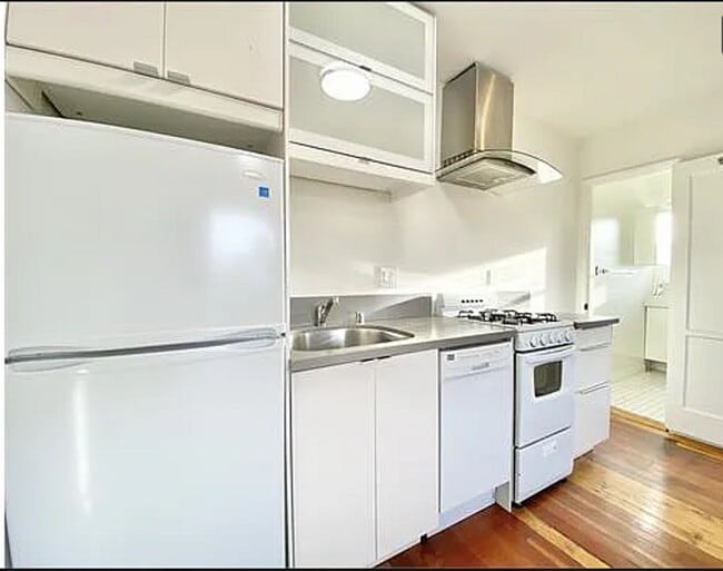 Photo - 2835 Huron St Unit .75