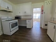 Photo - 686 Courtland Dr W