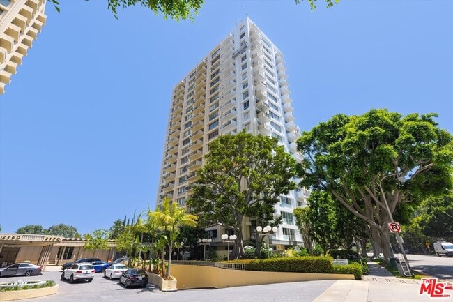Building Photo - 2170 W Century Dr Unit 1809 Rental