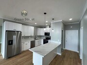 Photo - 2410 Albatross St