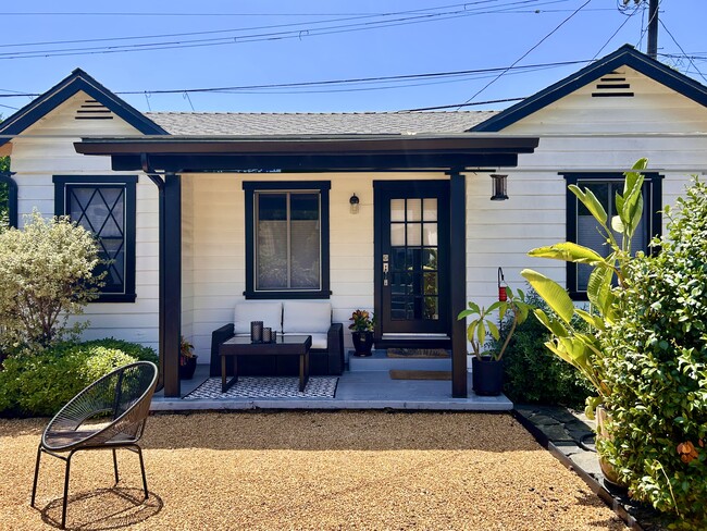 Photo - 3120 1/2 Madera Ave