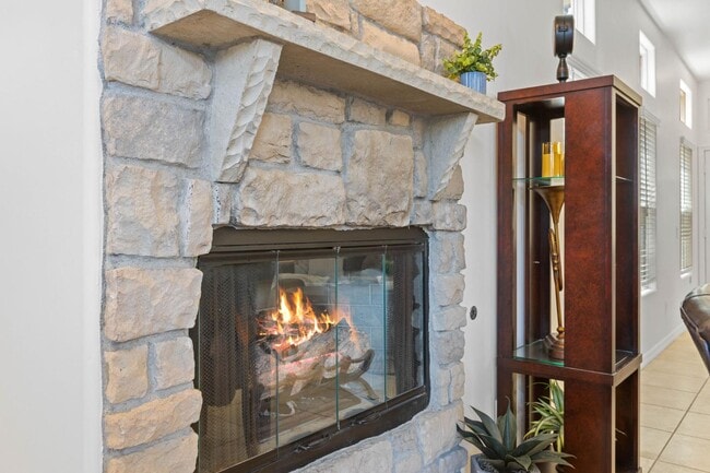 Photo - 1786 Elm Ave