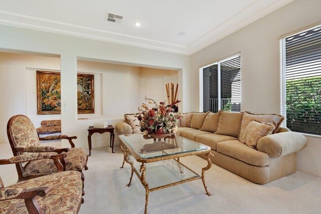 Photo - 147 Kavenish Dr