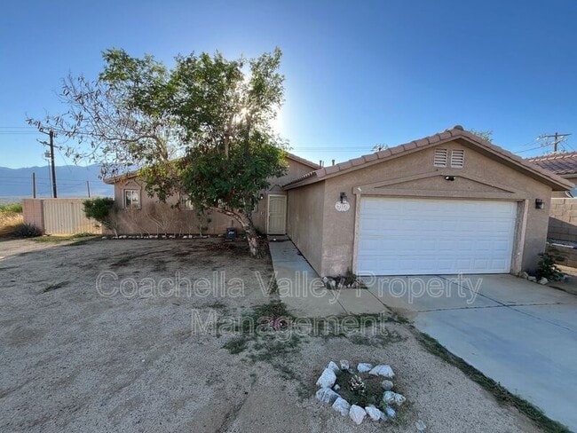 Building Photo - 68107 Cll Las Tiendas