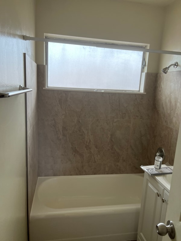 Photo - 8123 Otis St