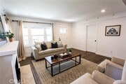 Photo - 1333 W 59th St House
