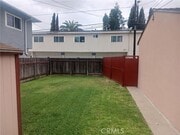Photo - 609 S Flower St Townhome