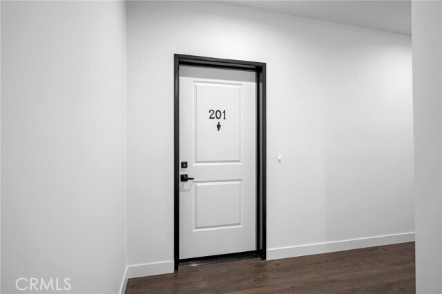 Photo - 10657 Moorpark St Unit 201